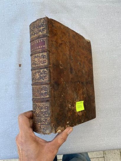 null Une concordance biblique. Lyon, 1726.