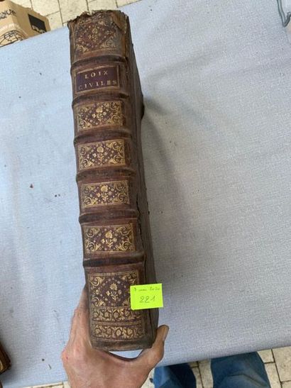 null Domat. Les loix civiles. 2 tomes en 1 volume. In-folio. 1756. (Accidents).