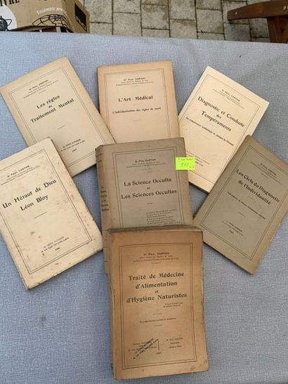 null Docteur Paul Carton. 7 volumes grand format, dont La science occulte.