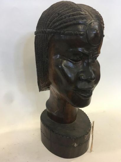 null Buste de femme africaine 
Bois
H : 50 cm