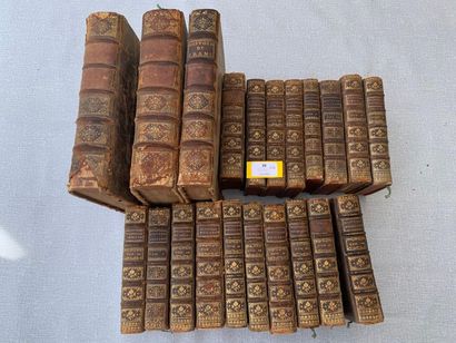 null Un ensemble de 21 volumes XVIIIe dépareillés : Histoire romaine, Histoire ancienne...