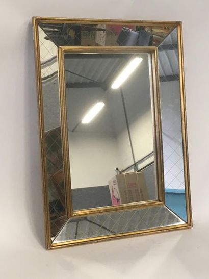 null Miroir italien vers 1940
66 x 48 cm