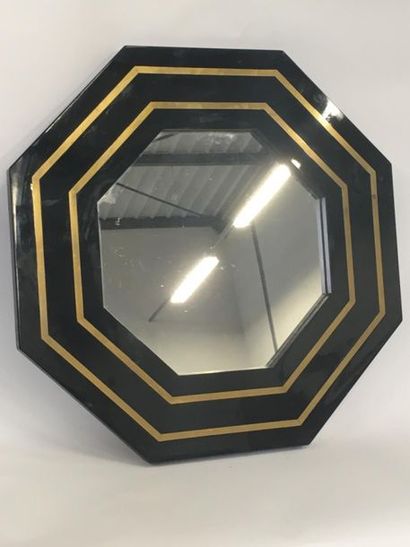 null Miroir octogonal en bois et laiton
H : 72 cm