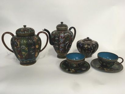 null Service à thé en cloisonné comprenant une théière, un sucrier et 2 tasses et...