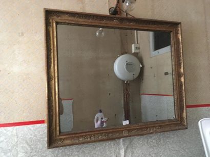 null Miroir en stuc doré
88 x 71 cm