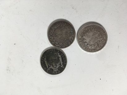 null Trois pièces en argent 5 francs 1875, 5 lire 1808, 5 francs Louis Philippe 1831...