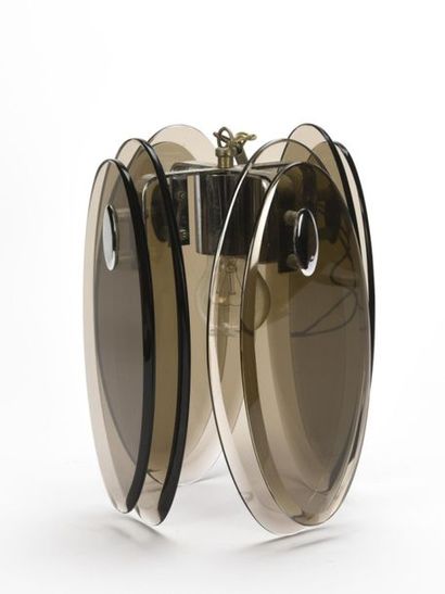 null VECA ITALIA
Miroir de forme ovalisante en verre miroir teinté brun et clair...