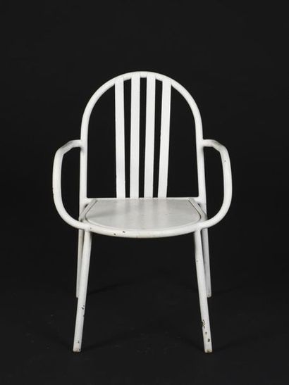 null Robert MALLET-STEVENS (1886-1945)
Suite de quatre fauteuils et deux chaises...