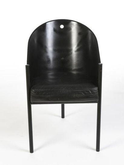 null Philippe STARCK (1949) & ALEPH
Suite de six chaises, modèle Costes, dessiné...