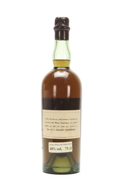 null 1 B EAU DE VIE DE CHARTREUSE AIGUES VIVES PÉRIODE 1941 75 Cl 40% (e.l.s.) Pères...