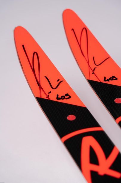 null [Biathlon] Pair of skis by Martin FOURCARDE
Five-time Olympic Champion, 11 times...