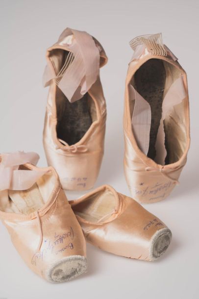 null [Danse] Chaussons de danse Dorothée GILBERT
Après ses études au Conservatoire...