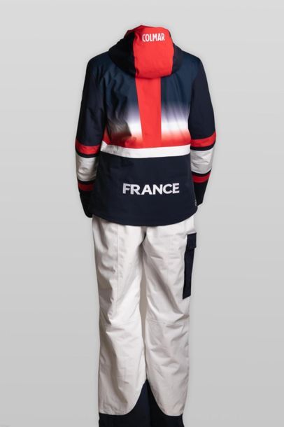 null [Alpine Skiing] French Ski Federation outfit by Tessa WORLEY
Two-time Giant...