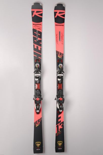 [Ski alpin] Skis Patrick DEMPSEY
Si Patrick...
