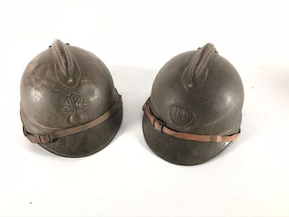 null Deux casques troupes d'Afrique première guerre mondiale
