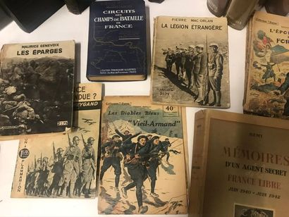 null Lot de livres d'histoire dont :la guerre d'Algérie, historia, du Tchad au Danube,...