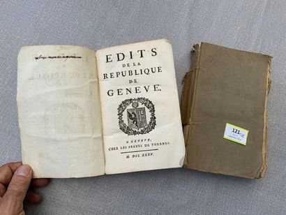 null Edits de la République de Genève. 2 volumes brochés. 1735.