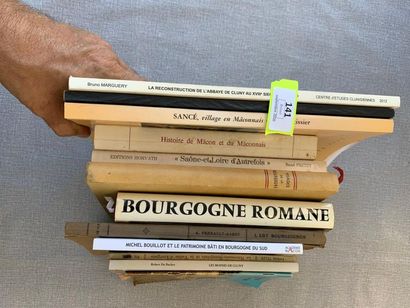 null [Bourgogne, Saône-et-Loire]. Un ensemble de 12 volumes.