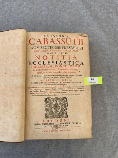 null Cabussut. Notitia ecclesiastica historiarium. 1 volume in-folio. Lyon, 1690....