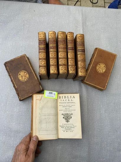 null Biblia Sacra. Paris, 1652. 8 volumes. Reliures aux armes. (Accidents, quelques...