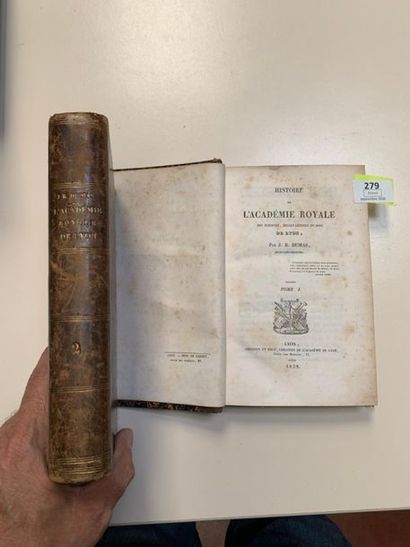 null Dumas. Histoire de l'Académie Royale de Lyon. 2 volumes reliés. 1839