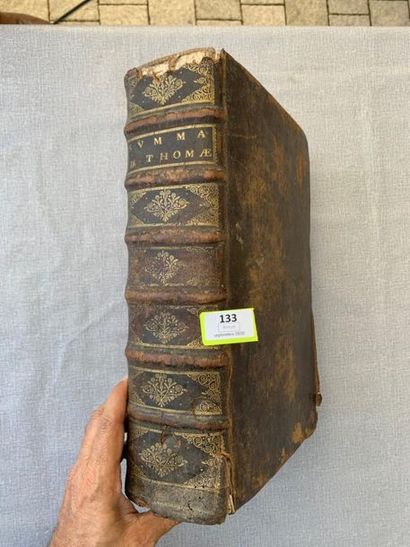 null Somme théologique de Saint-Thomas d'Aquin. 1 fort volume in-folio en latin....