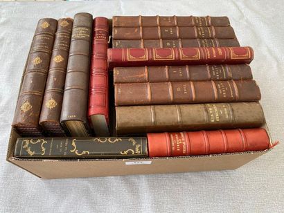 null Un ensemble de 13 volumes de biographies, mémoires, histoire, dont : Duchesse...