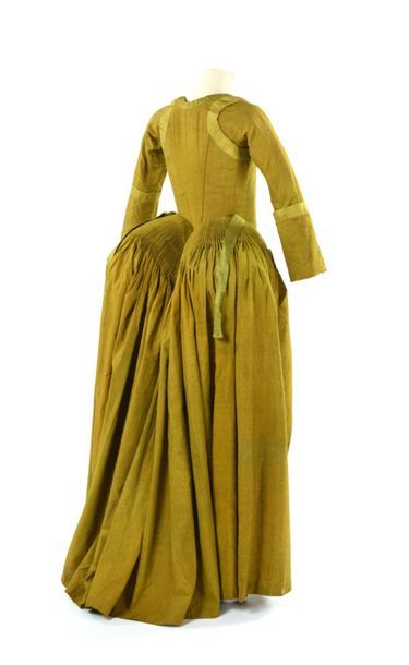 null Très rare robe à vertugadins fin XVIIème début XVIIIe siècles en bourrette de...