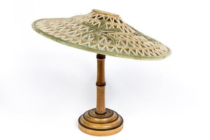 null Petit chapeau de mode Rivièra dans le goût niçois Belle Epoque Circa 1900. Paille...