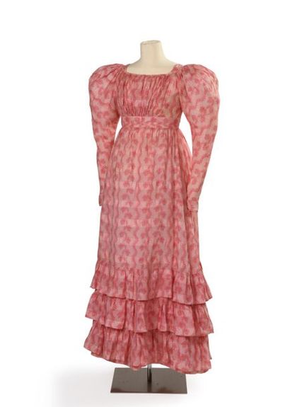 null Robe d'été période Romantique en jaconas de coton imprimé rose, Alsace ou Angleterre,...