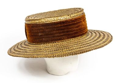 null Imposant chapeau pour dame, canotier, derby de la Belle Epoque Circa 1905/1910....