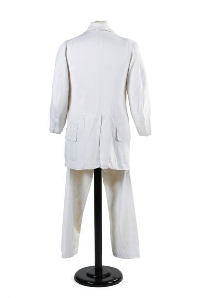 null Veste et pantalon en drap de coton blanc fin XIXe siècle. 
Petit col, poches...