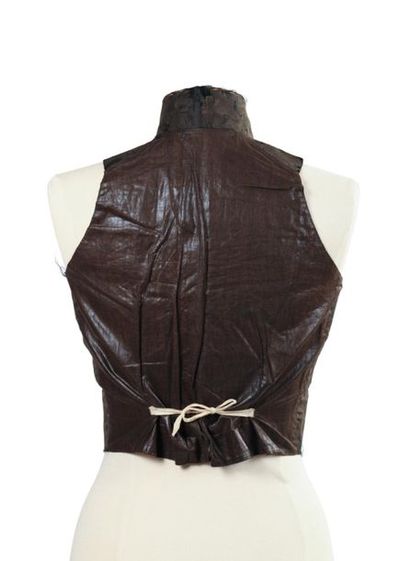 null Gilet à l'effigie du Général Lafayette en damas de soie marron Circa 1840/1850....