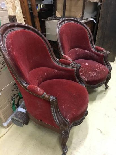 null Paire de fauteuils en velours rouge