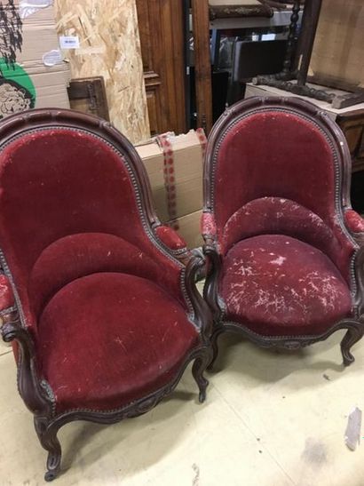 null Paire de fauteuils gondole en acajou époque Napoléon 3 en velours rouge
