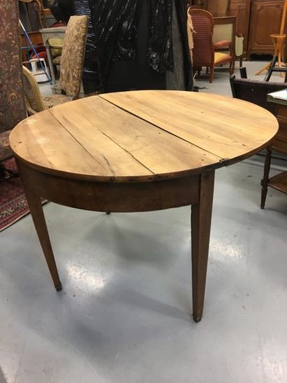 null Table demi-lune en bois naturel
110 x 77 cm