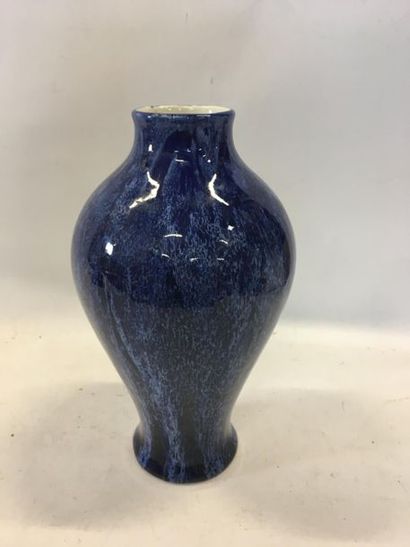 null KERAMIS 
Vase balustre en ceramique 
H : 30 cm