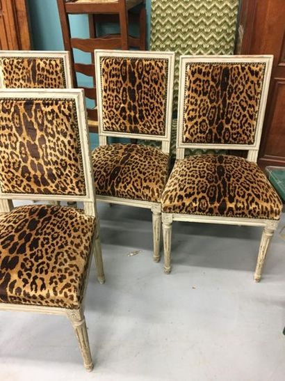 null 4 chaises en bois laqué blanc