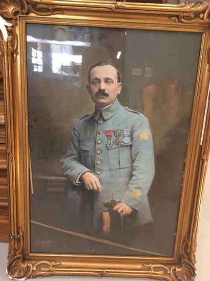 null Portrait d'officier
Pastel
73 x 50 cm