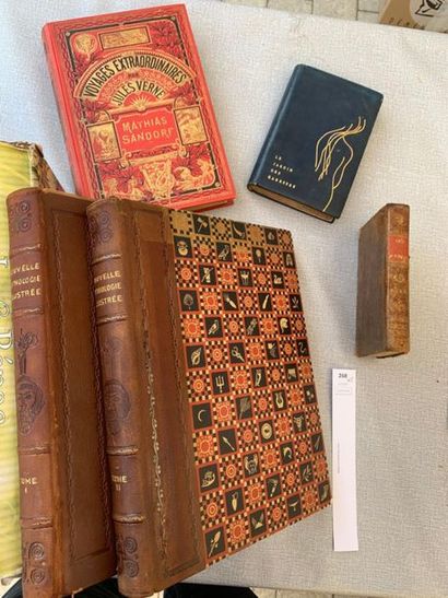 null 5 volumes dont Jules Verne : Mathias Sandorf, Nouvelle mythologie illustrée,...