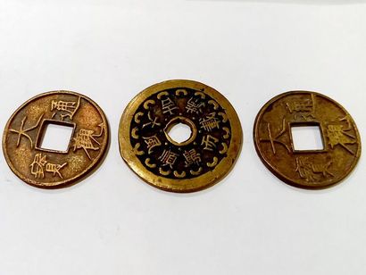 3 monnaies talisman chinoises en bronze
...