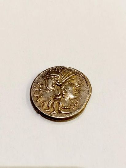 ROME ANTESTIA denier en argent 136 BC. 3gr...