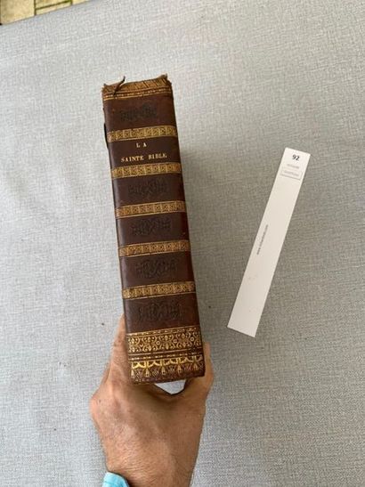 null La Sainte Bible. 1 volume, relié plein cuir. Paris, 1819.