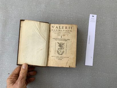 null Valère Maxime. 1 volume relié plein cuir. Sébastien Gryphe, Lyon, 1538.