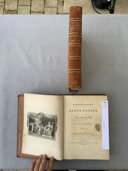 null Hume. Histoire de la maison de Stuart. 3 volumes reliés in-4. Londres, 1760...