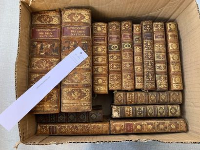 null Un ensemble de 14 volumes XVIIIe reliés cuir, dont : De la connaissance des...