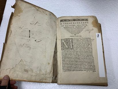 null 2 titres reliés en 1 volume in-folio : Mémoires de l'Histoire de Lyon par Paradin...