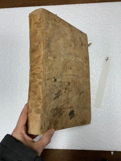 null 2 titres reliés en 1 volume in-folio : Mémoires de l'Histoire de Lyon par Paradin...