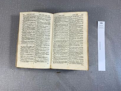 null Nouveau Dictionnaire du voyageur français-allemand-latin. 1 fort volume in-8...