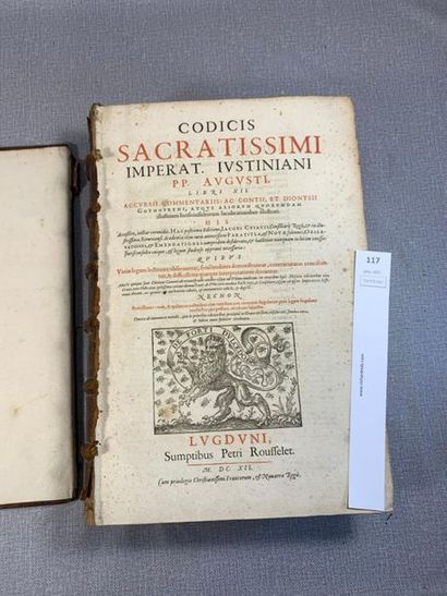 null [Code Justinien]. Codicis sacratissimi imperat. Justiniani. Lyon, 1612. Premier...